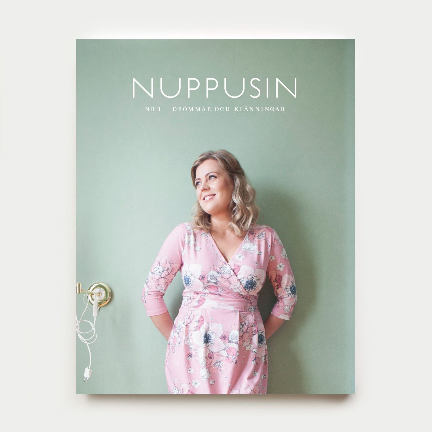 Jenni Salminen : Nuppusin