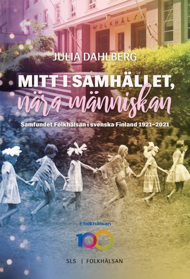 Julia Dahlberg : Mitt i samhället, nära människan